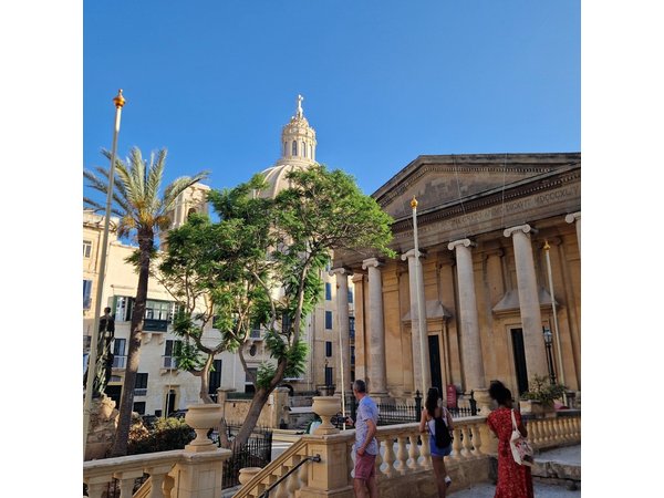 Valletta Private Historical and Cultural Walking Tour