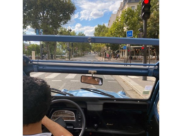 Private Paris Tour in a Classic 2CV