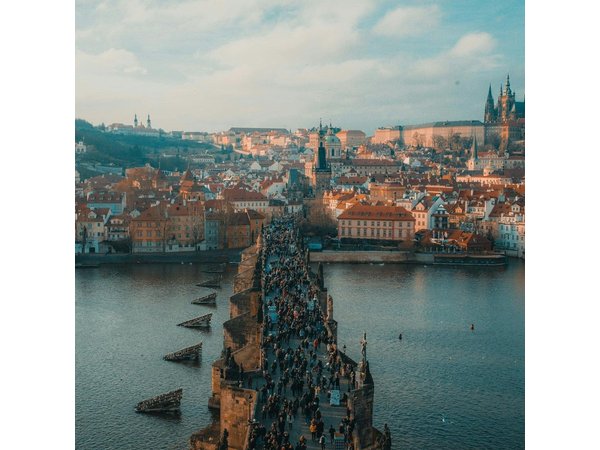 Discover Prague – 4 Hours Tour Driving