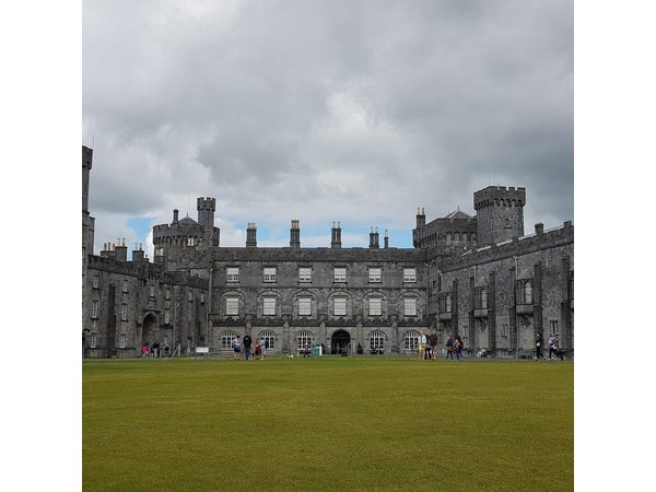 Dublin To Kilkenny Castle Waterford Crystal Private Car - Day Tour
