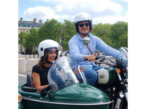 Retro Side-Car Tour in Paris and River Cruise