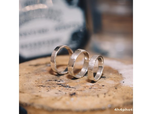 Dublin Jewellery Forge a Hammered Silver ring:Georges Street