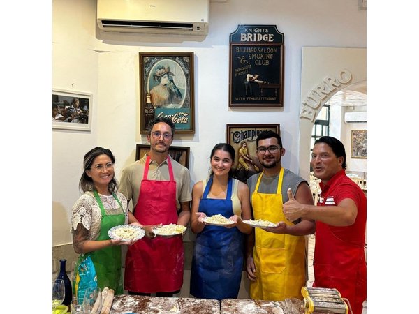 Private Cooking Class in the Heart of Rome 3 types of Pasta and Wine