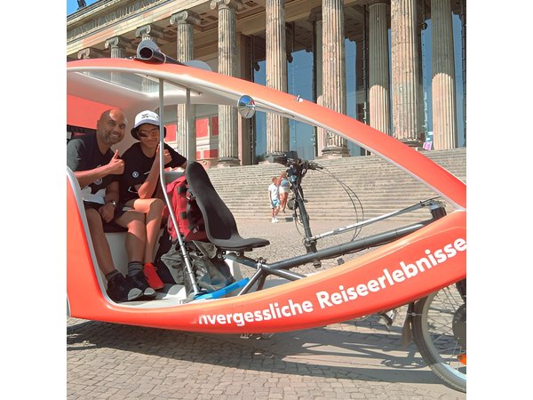 Individual City Tour - Rickshaw Sightseeing in Berlin