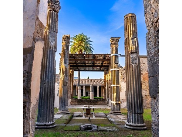 From Rome: Best of Pompeii Guided Tour and Sorrento Day Trip