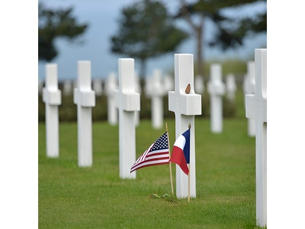 Omaha Beach Day Experience Morning Group Tour