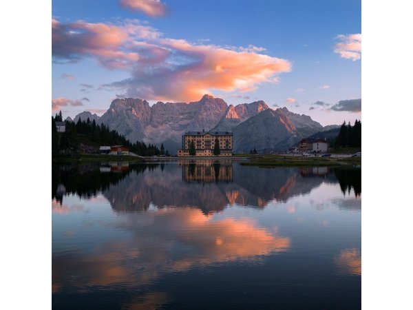 Day Trip to Dolomites and Prosecco Hills From Venice with Wine