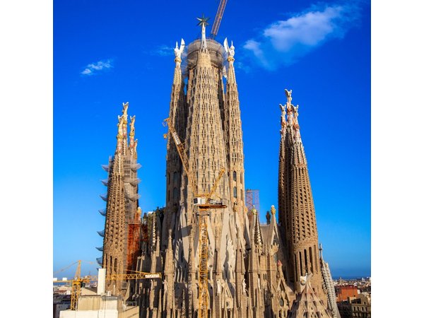 Barcelona Sagrada Familia Guided Visit With Optional Extras.
