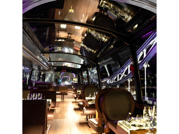London Luxury Dinner Experience with Panoramic City Views