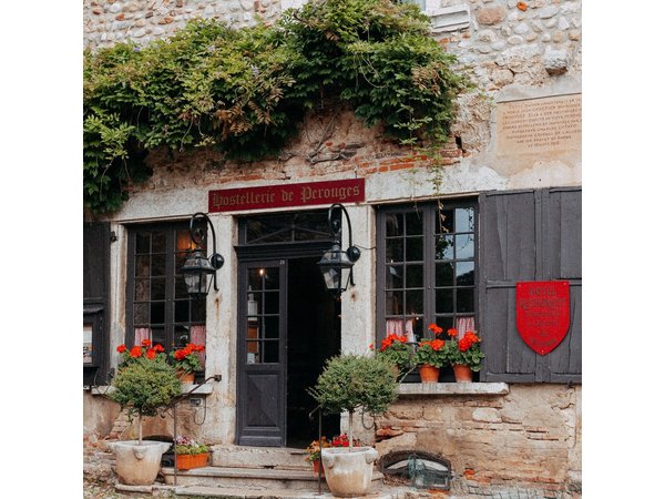 Pérouges Medieval Village Private Trip with Tasting from Lyon