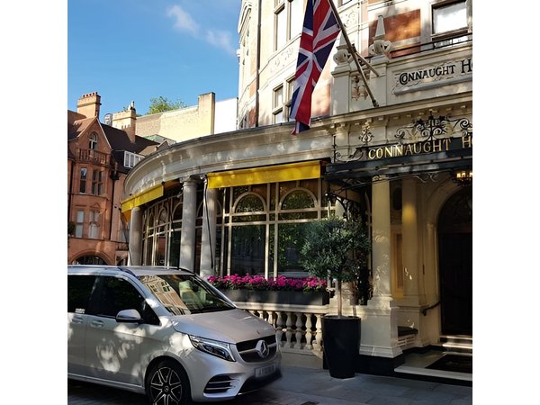 VIP Private Transfers Stansted Airport to/from Any London Hotel