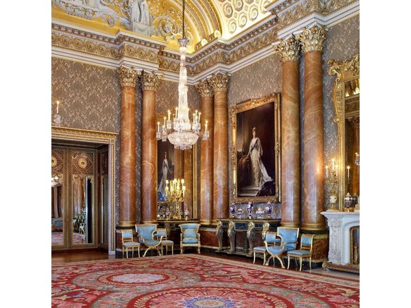 Buckingham Palace & Crown Jewels of London Tour with River Cruise
