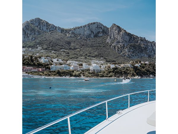 Capri Luxury Private Boat Tour from Capri or Napoli