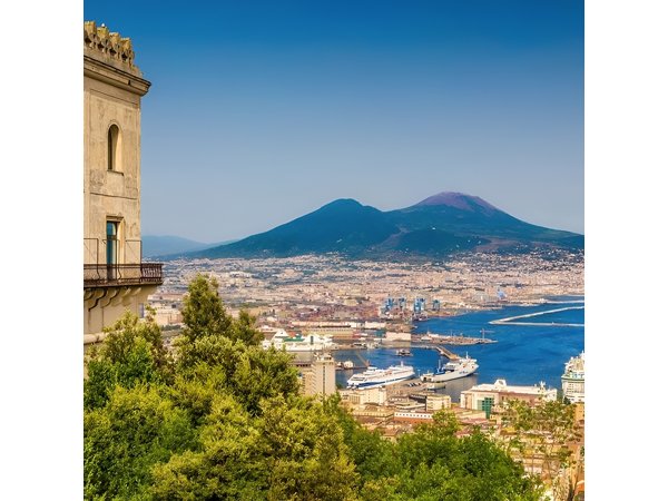 Private Day Trip from Rome: Pompeii and Naples with Lunch Included