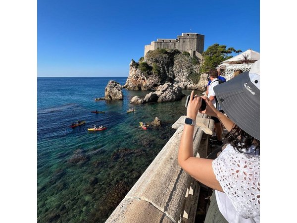 Dubrovnik: Old Town & City Walls Tour with Optional DU Pass