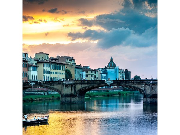 VIP Florence Private Sunset Boat Tour with Prosecco