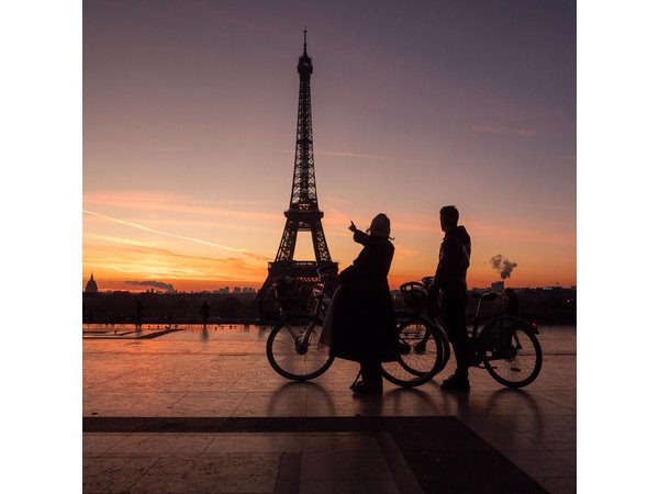 Sunrise Biking Tour: Paris Before the Crowds