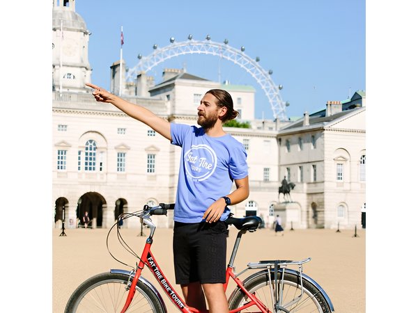 Highlights of Royal London Bike Tour with River Cruise Package