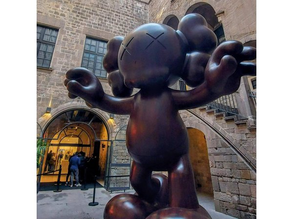 Barcelona Old City and Hidden Gems Private Walking Tour