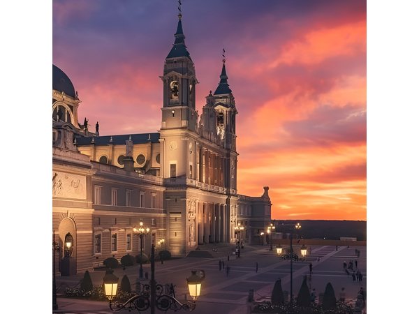 Madrid VIP City tour and Prado Museum, pick up & tickets included