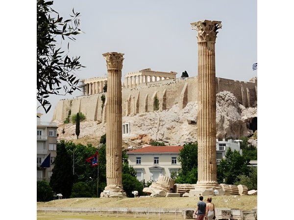 Small Group: Athens Panoramic Tour & Plaka (Pick up at Port)