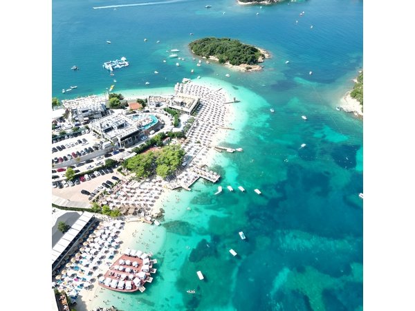Ksamil, Saranda and Blue Eye Day Tour from Tirana