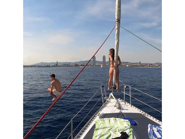 Barcelona private Sailing Tour
