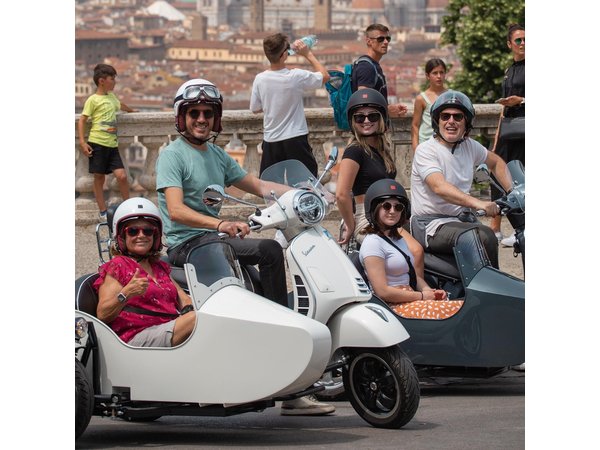 Private Vespa Sidecar Tour of Florence with Panoramic Views