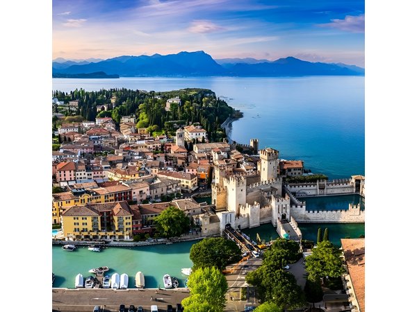 From Milan: Lake Garda with Visit of Sirmione & Salò. Small Group