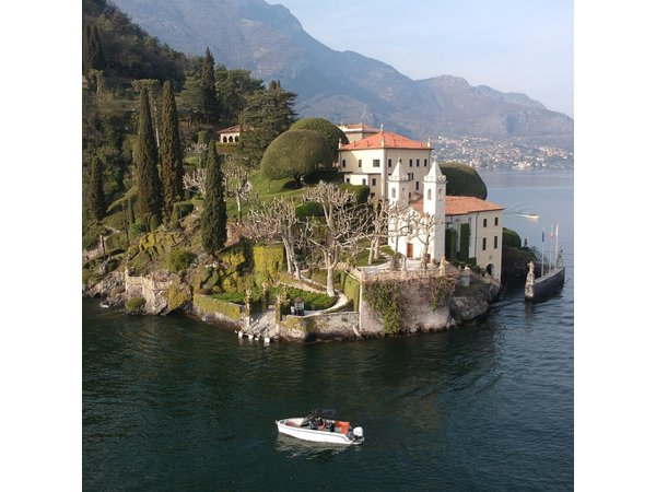 Lake Como Boat tour share with PROSECCO
