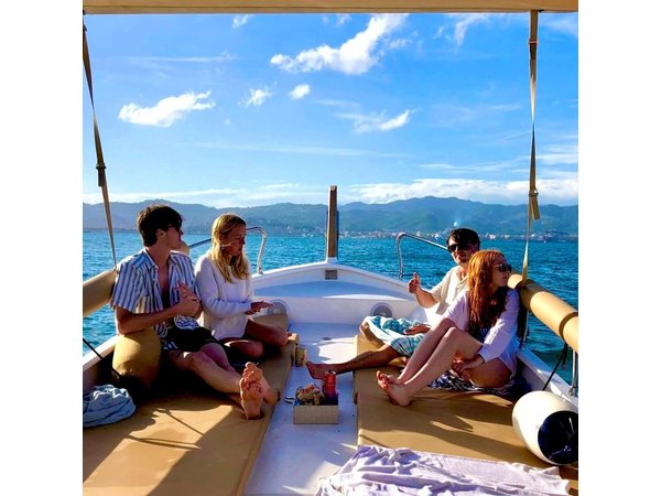 3-Hour Private Boat Tour of the Cinque Terre