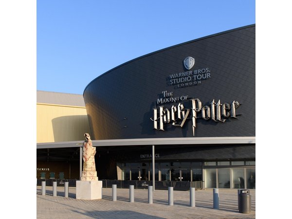 Harry Potter Warner Bros. Studio Tour with Transport from London