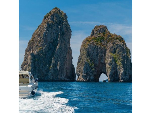 Private Boat Tour: Capri Full Day from Sorrento