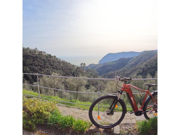 Exclusive E-Bike Tour to Cinque Terre from Monterosso