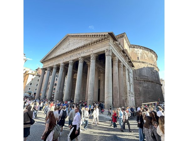 Fast Track Ticket in Pantheon (Rome) with Audio Guide