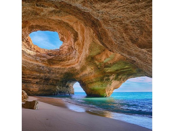 Day Trip from Lisbon to Algarve, Benagil, Lagos with Boat Option