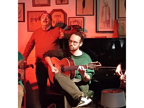 Lisbon Guided Tour with Live Fado Show and Traditional Dinner