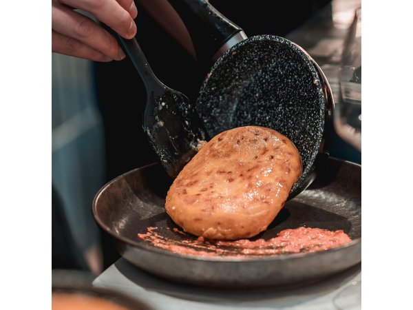 Madrid Spanish Omelet Cooking Class and Bottomless Wine brunch