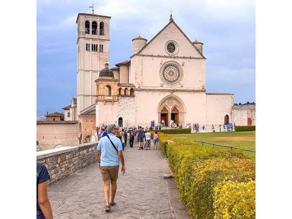 Assisi, Orvieto and Civita di Bagnoregio Full Day Tour from Rome