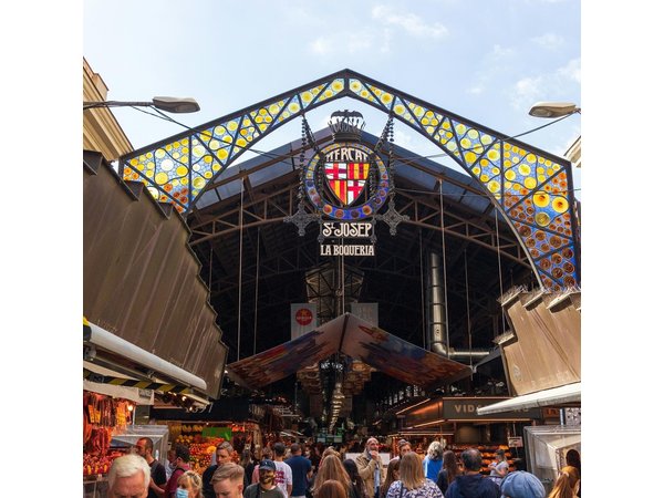 Barcelona Paella Cooking Class with Market Visit, Tapas & Sangria