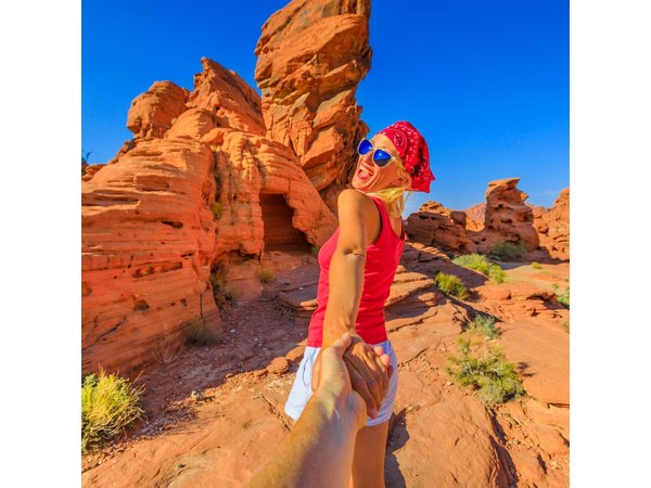 Valley of Fire Petroglyphs & Rainbow Vista Tour from Las Vegas