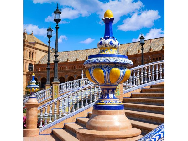 7 day guided tour in Seville, Granada and Barcelona from Madrid