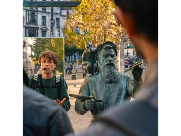Explore Brussels by foot with François