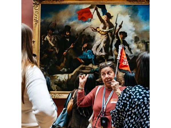 Paris: Louvre Museum Tour Mona Lisa & Iconic Masterpieces