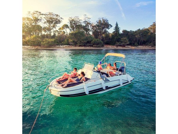 Cannes Excursion to the Lerin Islands by private boat