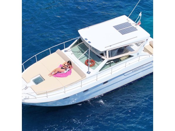 Excursion to Capri by shared boat departure from Sorrento