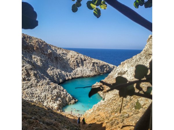 Chania Private Tour: Seitan Limania, Zorbas Beach & Monasteries