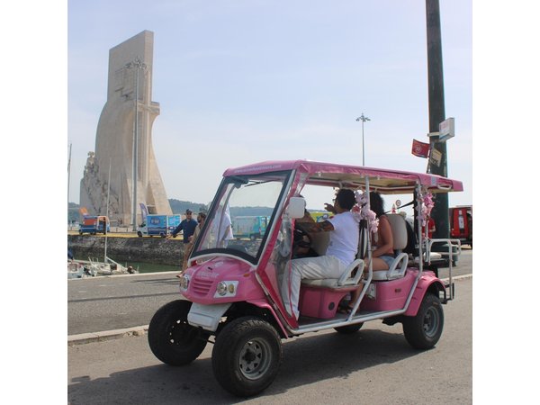 Old Lisbon : Private Guided Tour by Electric Quad & Tuk Tuk