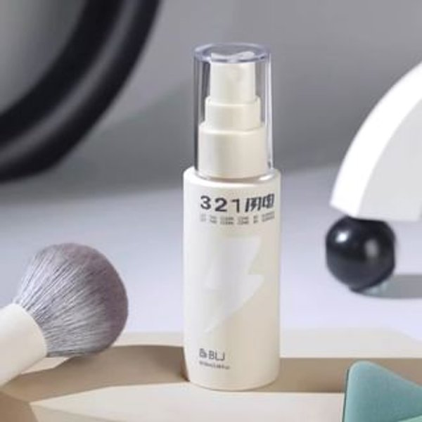 BLJ - Lightning Series No-Wash Makeup Brush Cleansing Spray - 3Types #Light Scented - 50ml