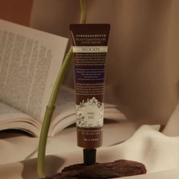 roopy - Poetic Series Fougere Plant Essential Oil Hand Cream - 7 Flavors Santal Lily - 75g